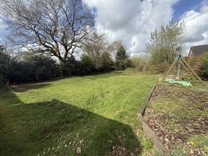 Photo 6- click for photo gallery